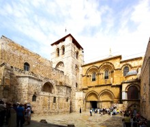 intrarea principala in Biserica Sfantului Mormant
