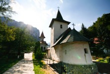 Manastirea Ramet - Biserica Veche