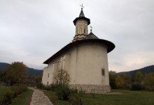 Biserica Sf. Ap. Petru si Pavel din Solca
